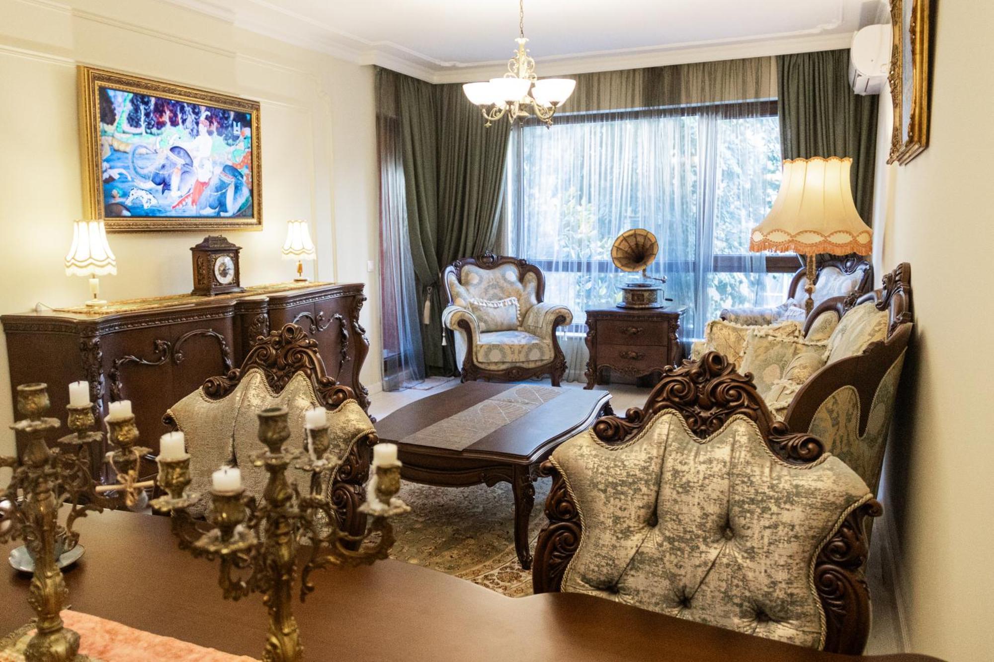 Central Luxury Antique Apartment Varna Buitenkant foto